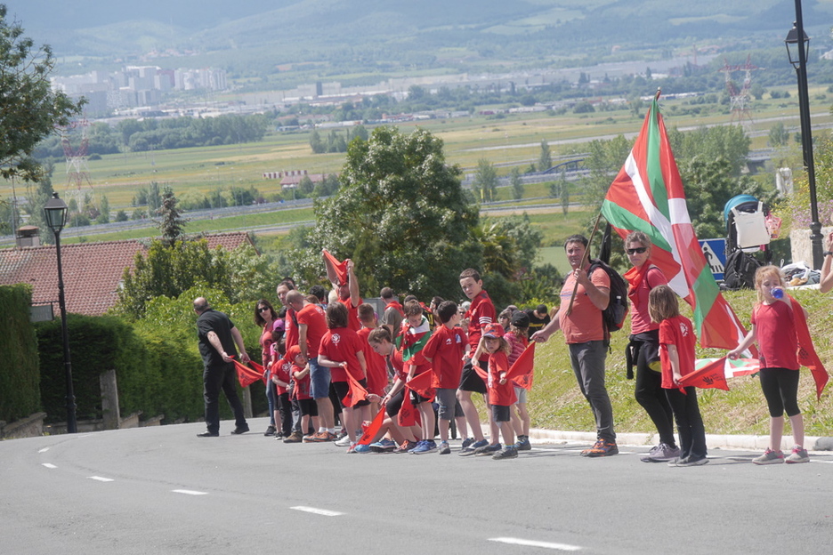 Nafarrak, kolore gorriz. (Gotzon ARANBURU / FOKU) Nafarrak, kolore gorriz. (Gotzon ARANBURU / FOKU)