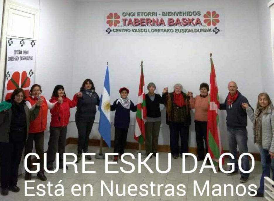 Loretako Euskaldunak' Argentinako euskal etxeko kideak ere erabakitze eskubidearen alde