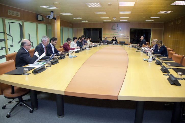 La Ponencia de Autogobierno ha celebrado otra reunión este miércoles. (Parlamento de Gasteiz)