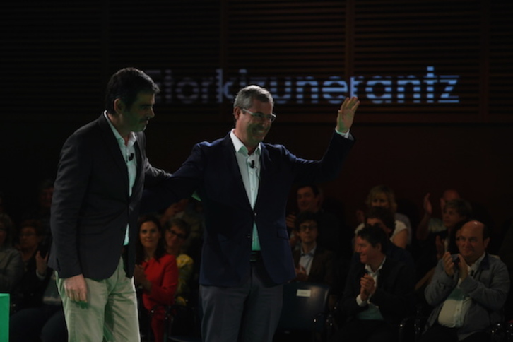 Goia y Olano, durante la presentación de las candidaturas. (Jon URBE/FOKU)