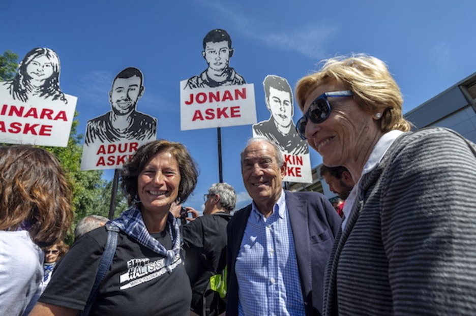 El exlehendakari Carlos Garaikoetxea también ha estado en Iruñea. (Jaizki FONTANEDA/FOKU) El exlehendakari Carlos Garaikoetxea también ha estado en Iruñea. (Jaizki FONTANEDA/FOKU)