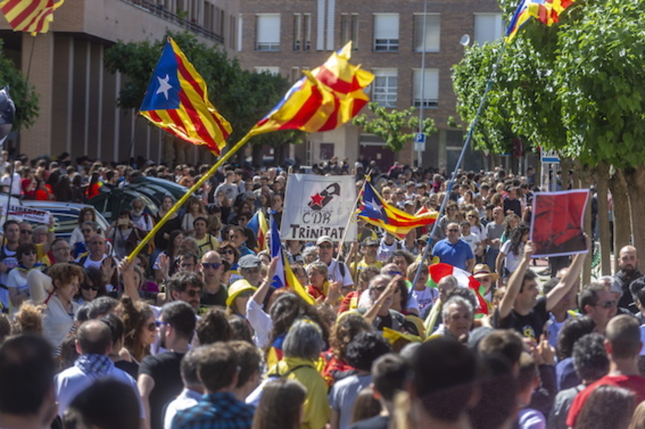 Muchos catalanes se han desplazado a Iruñea para expresar su solidaridad. (Jaizki FONTANEDA/FOKU)