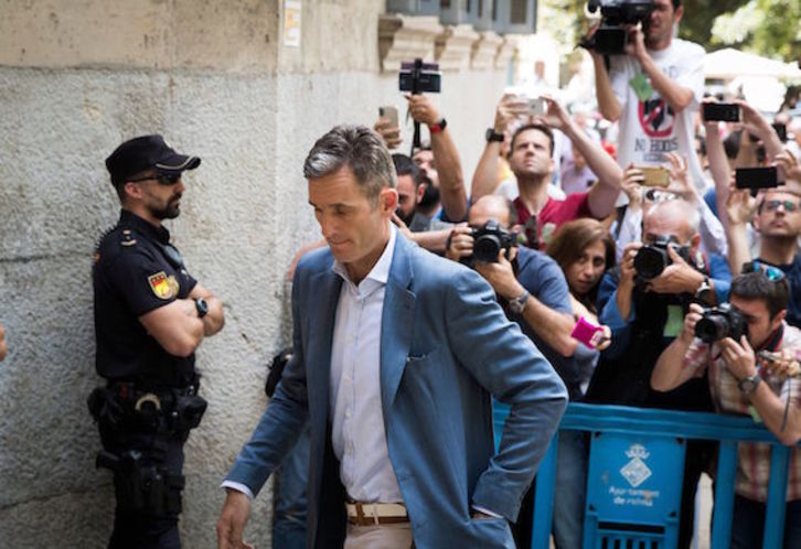 Iñaki Urdangarin acudió la pasada semana a la Audiencia de Palma para recoger la orden de ingreso en prisión. (Jaime REINA/AFP)
