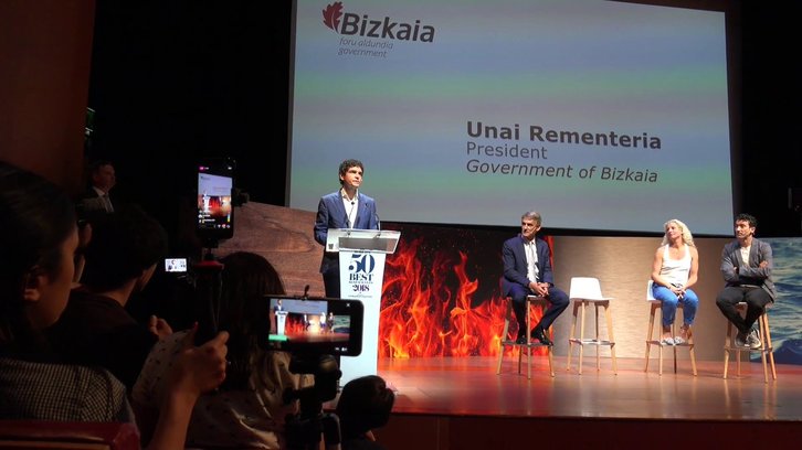 Unai Rementeria en el acto de presentación de los actos por la gala de los mejores restaurantes. (@bizkaia)