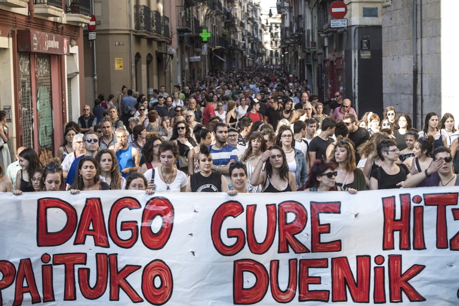 Manifestación por la Parte Vieja de Iruñea. (Jagoa MANTEROLA / FOKU)