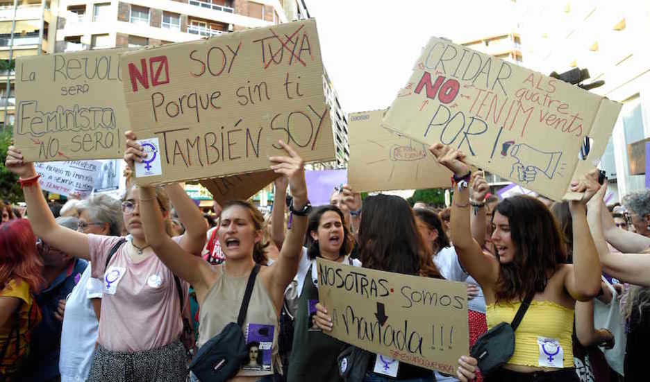 Manifestación en Valencia. (José JORDÁN / AFP)