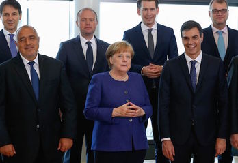 Foto de familia de los líderes europeos que este domingo se han reunido en Bruselas. (Yves HERMAN/AFP)