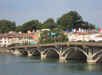 Le pont Saint-Esprit est fermé pour travaux depuis septembre.