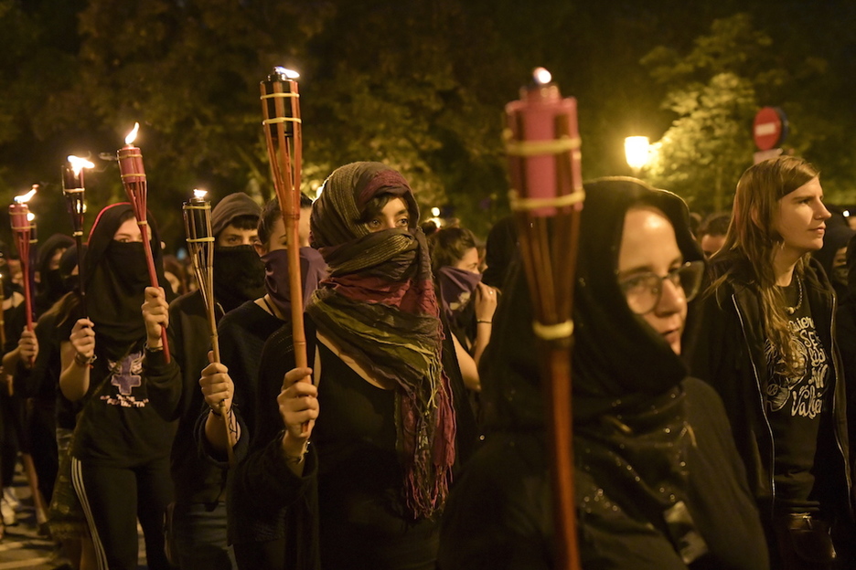 Fueron cientos las mujeres que se dieron cita.(Idoia ZABALETA.FOKU)