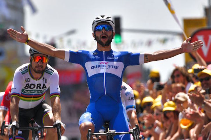 Fernando Gaviriak irabazi du aurreneko etapa. (Marco BERTORELLO/AFP)