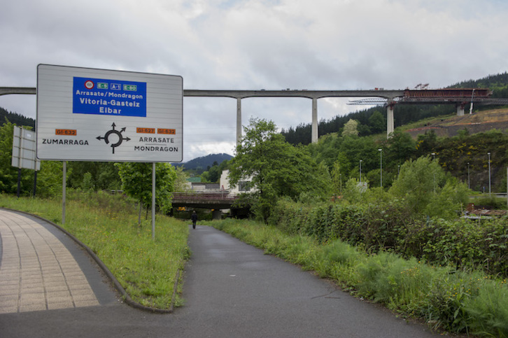 Obras del TAV en el tramo del nudo de Bergara. (Juanan RUIZ/FOKU)