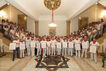 Reconocimiento a las bandas de música que se reunieron en Iruñea hace cien años. (AYUNTAMIENTO DE IRUÑEA)