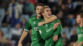 Griezmann celebra el segudo de la Real ante el Getafe (enero de 2011)