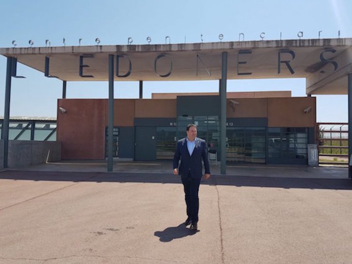 Jon Iñarritu, a las puertas de la prisión de Lledoners. (@JonInarritu)