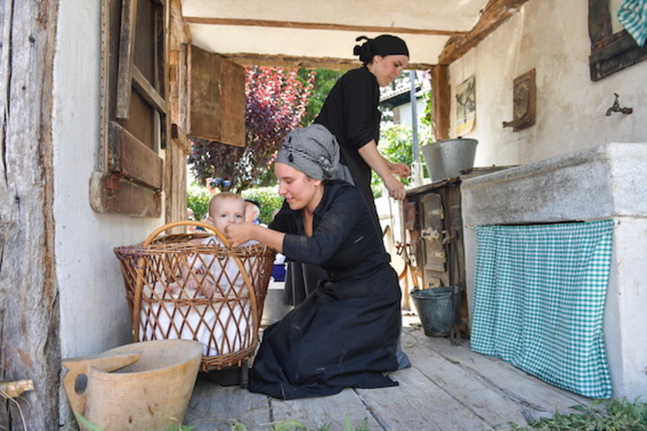 Lana, ortuan nahiz baserrian.  (Idoia ZABALETA/FOKU)