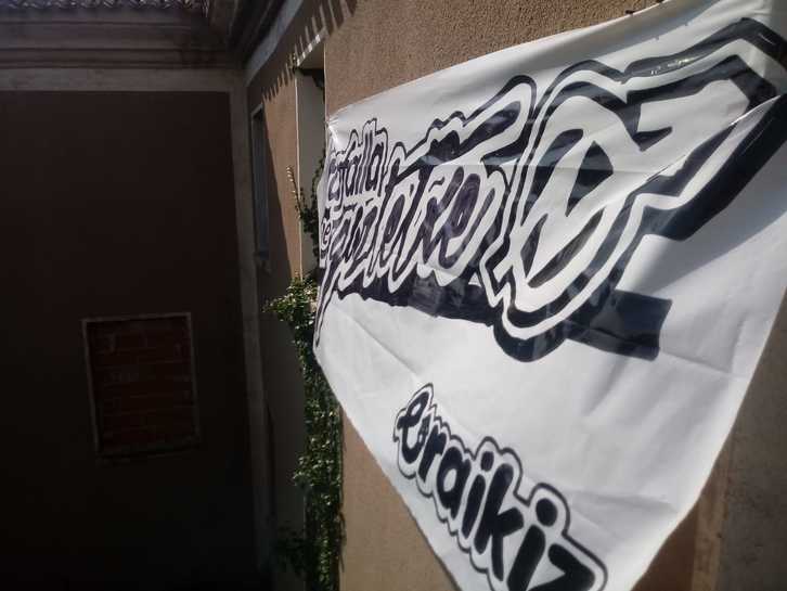 El edificio ocupado en Tafalla.