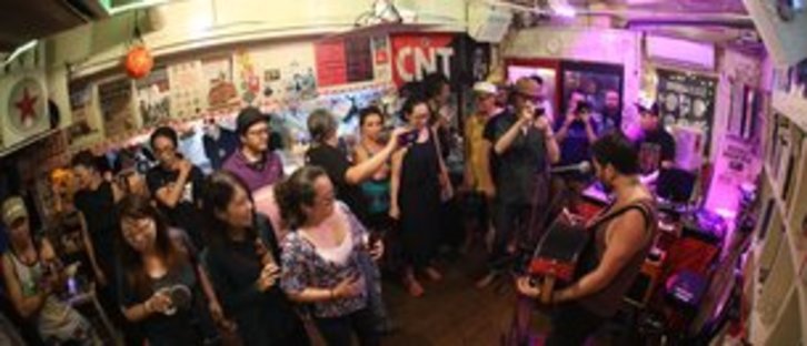 Kontzertuko irudi bat.