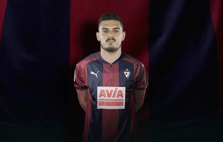 Sergio Alvarez, Eibarreko jokalari berria. (@SDEibar)