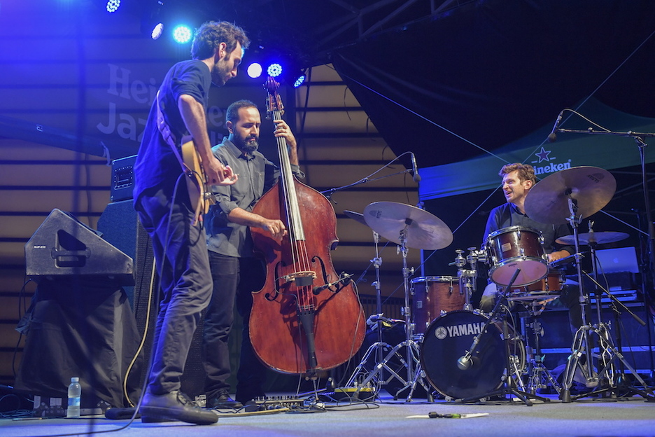 Julian Lange trio (Idoia ZABALETA /FOKU)