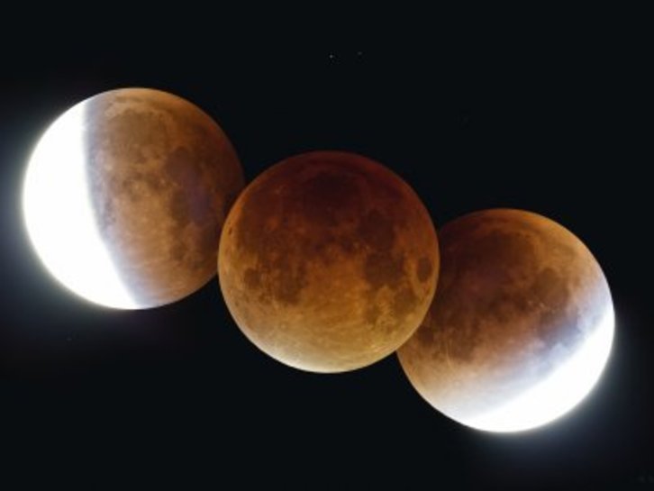 Eclipse de Luna. (Iñaki Lizaso / ARANZADI)