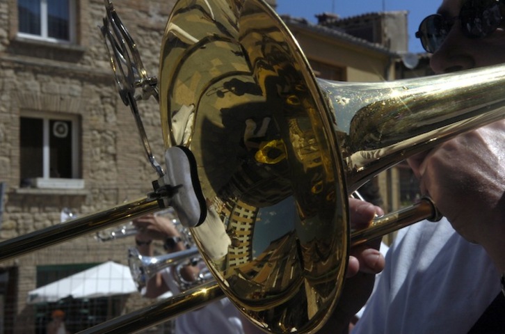 Txaranga bate irudia