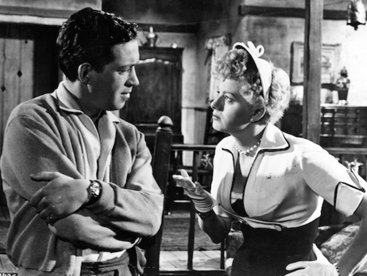 ‘To Dorothy a Son’ filmaren fotograma bat. 