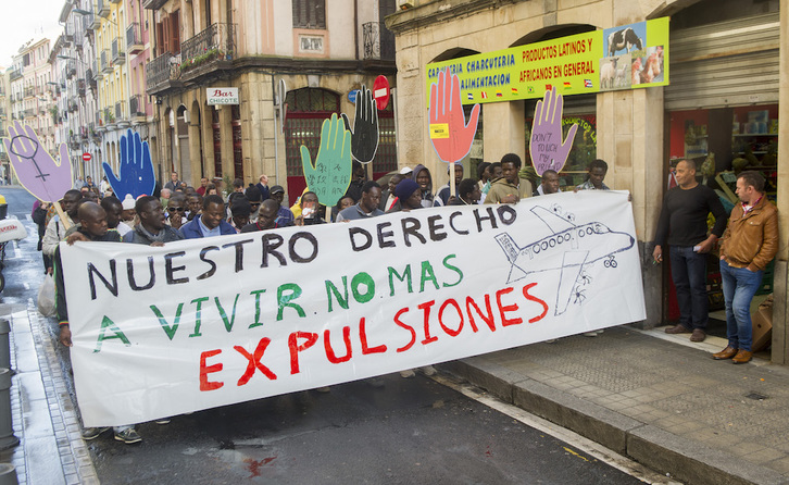 Movilización contra las expulsiones en 2014 en Bilbo. (Marisol RAMIREZ / FOKU)