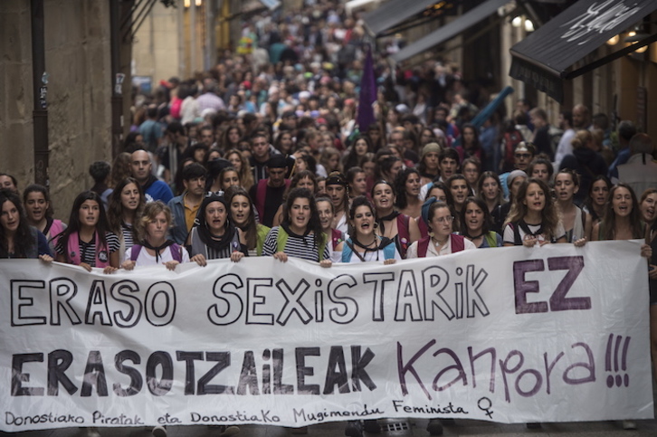 Eraso sexisten aurkako manifestazioa, Donostian. (Jagoba MANTEROLA/FOKU)