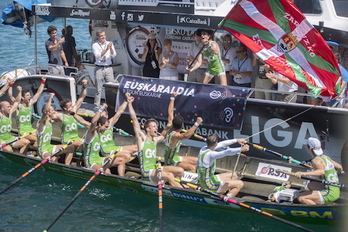‘Ama Guadalupekoa’, garaipena ospatzen. (Juan Carlos RUIZ/FOKU))