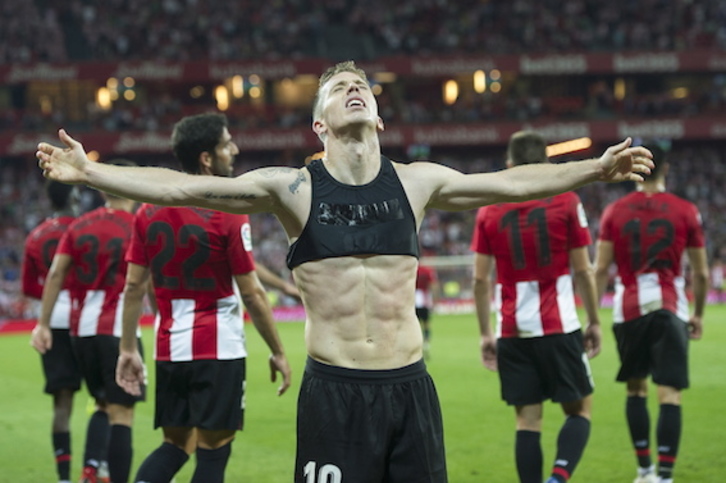 Muniain ha marcado en el tiempo de descuento el gol que le ha dado la victoria al Athletic. (Monika DEL VALLE/FOKU)