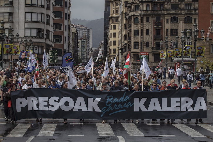 Presoen eskubideen aldeko manifestazioa Bilbon. (Aritz LOIOLA/FOKU)