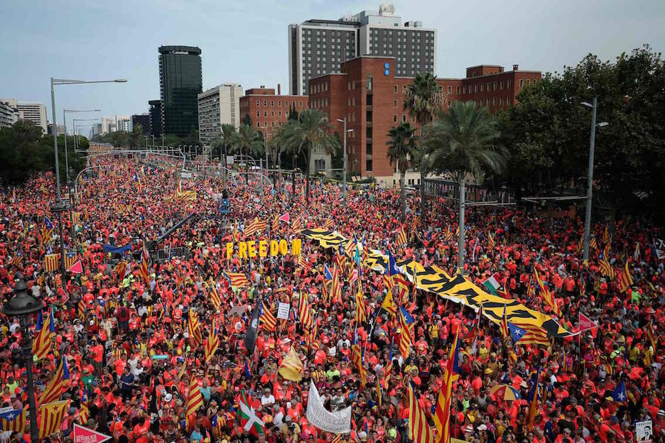 Otra imagen de la multitudinaria movilización. (Pau BARRENA/AFP) Otra imagen de la multitudinaria movilización. (Pau BARRENA/AFP)