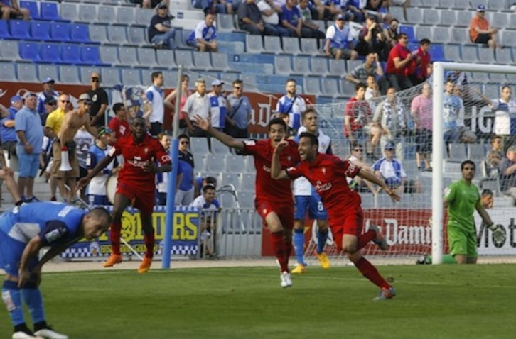 Javier Flaño, tras conseguir el trascendental gol ante el Sabadell. (OSASUNA)