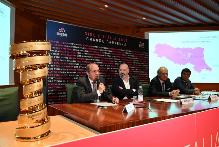 Este lunes se ha presentado la salida de la próxima edición del Giro. (@giroditalia)