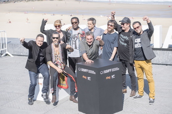 ‘Black is Beltza’ filmeko lantaldea. (Juan Carlos RUIZ/FOKU)