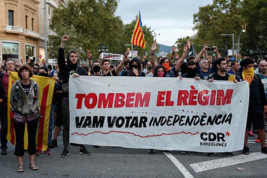 Los CDR han inaugurado el día con cortes viales. Josep LAGO/AFP