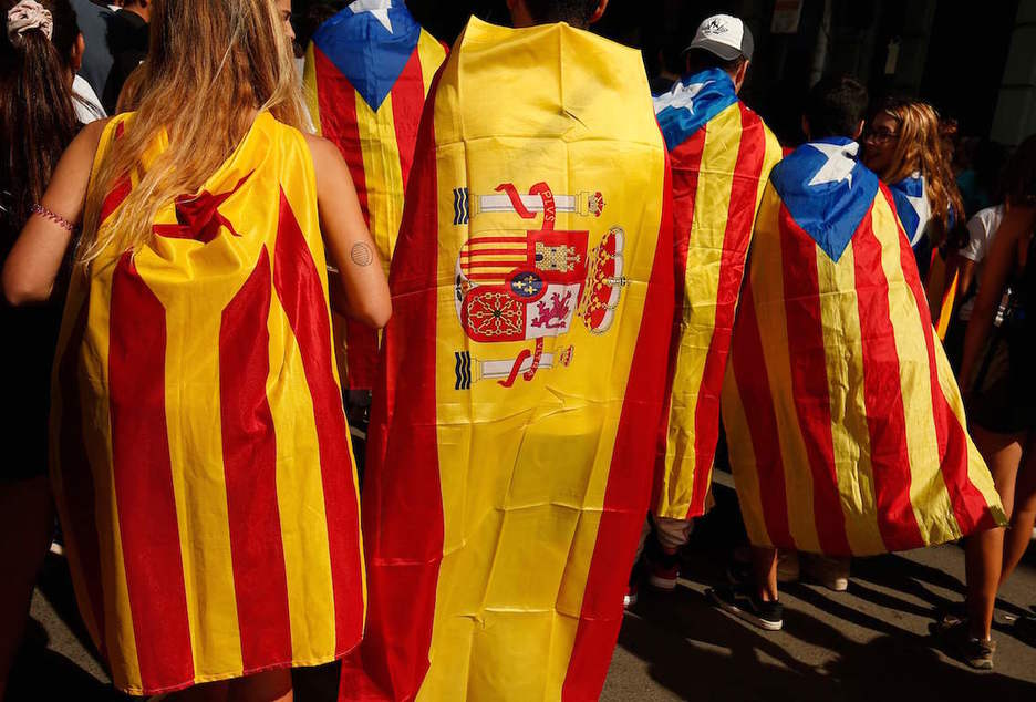 También se han podido ver banderas españolas. (Pau BARRENA / AFP)
