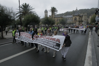 Los pensionistas se han movilizado en las calles de Donostia. (Aritz Loiola / FOKU)