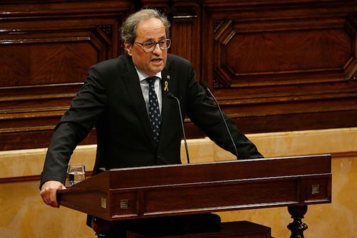 El president catalán, Quim Torra, durante una intervención en el Parlament. (Pau BARRENA/AFP) 
