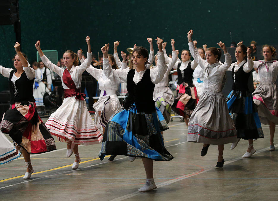 Les participants ont suivi des cours de théâtre, chant, musique et danse. ©BOBEDME