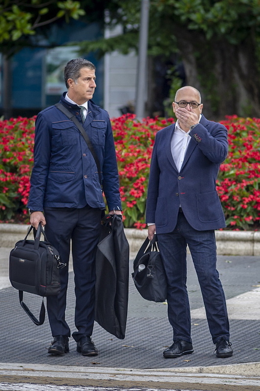 De Miguel, a su llegada a los juzgados. (Jaizki FONTANEDA/FOKU)