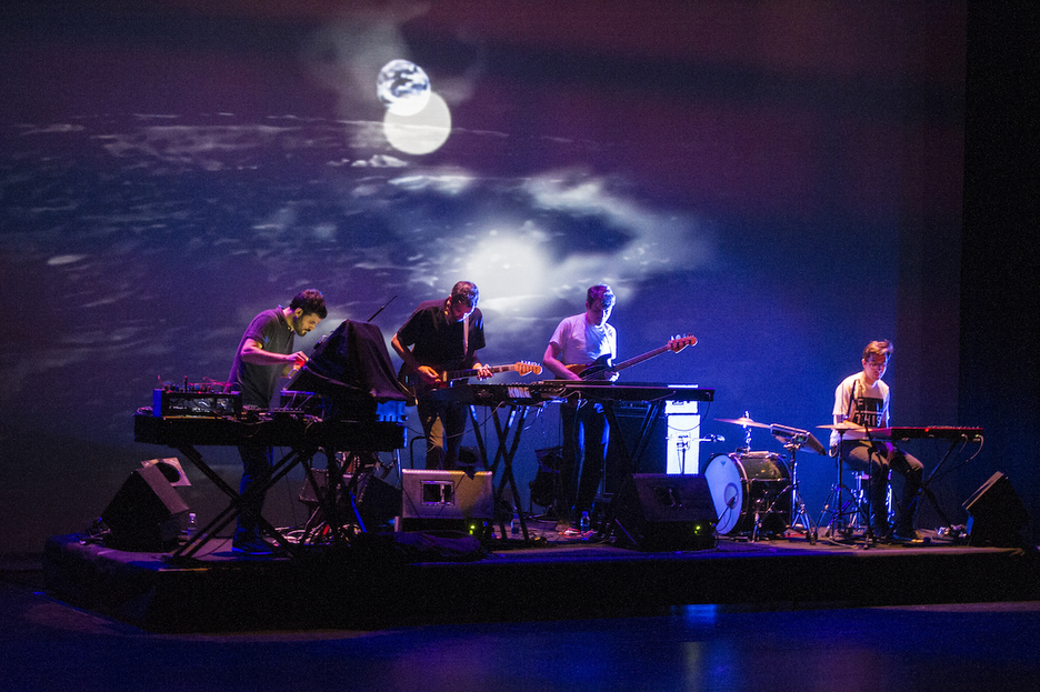 Victoria Eugenia Antzokian ere aritu dira, formatu berezian. (Gorka RUBIO / FOKU)