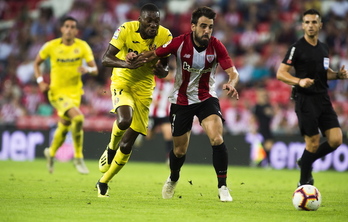 Beñat en el partido ante el Villarreal. (Luis JAUREGIALTZO / FOKU)