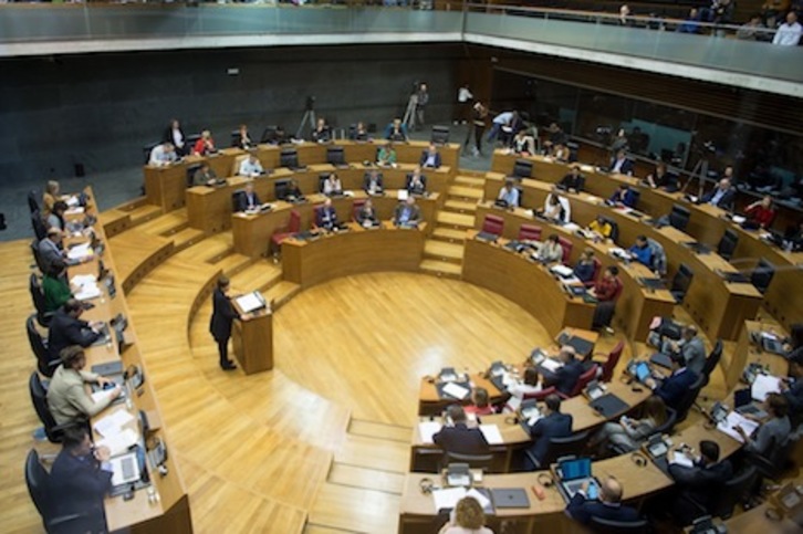 El debate sobre el Estado de Nafarroa prosigue en el Parlamento. (Iñigo URIZ/FOKU)