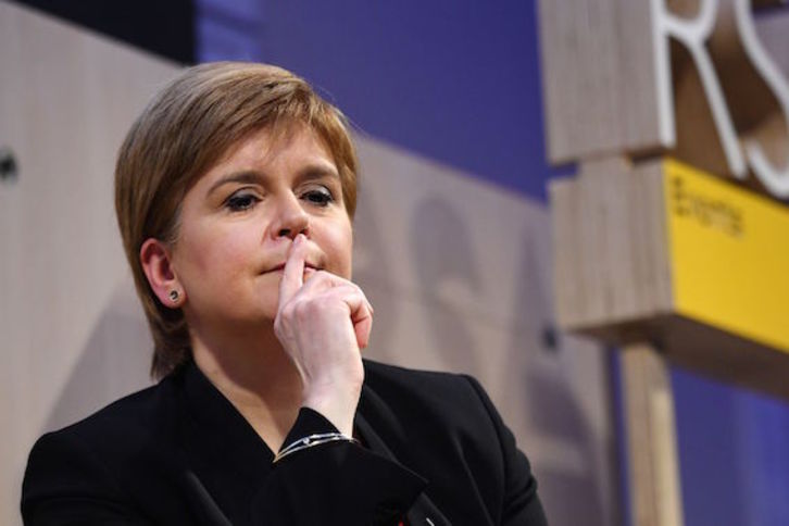 Sturgeon, reflexiva. (Stefan ROUSSEAU/AFP)