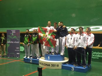 Bixintxo Bilbao sur la plus haute marche du podium @Euskal Irratiak