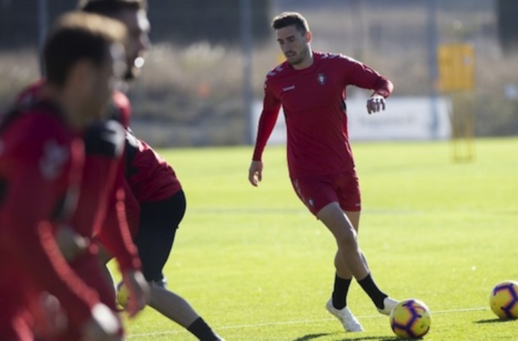 Kike Barja ha señalado que «tenemos equipo para estar más arriba pero debemos mejorar». (OSASUNA)