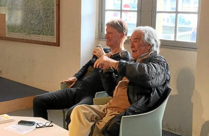 Jean-François Larralde et Jose Antonio Sistiaga lors de leur conversation au Musée Basque. © Musée Basque