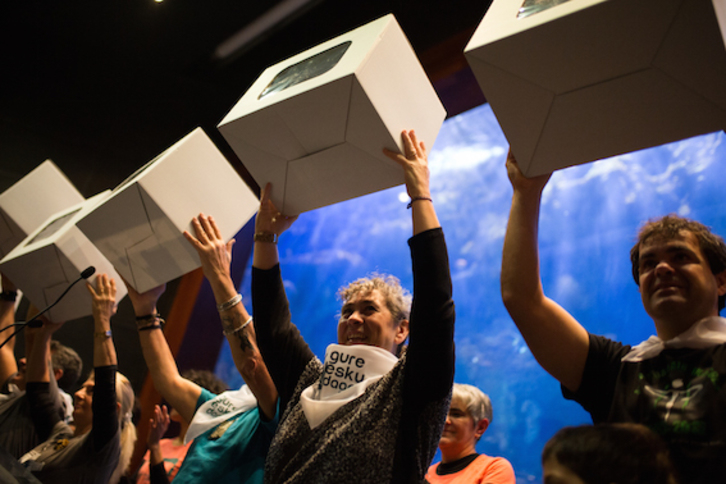 Hautetsontziak iritsi dira Donostiara. (NAIZ.EUS)