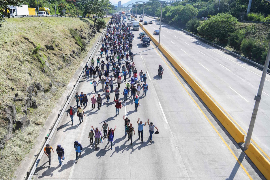La segunda caravana, con migrantes salvadoreños. (Marvin RECINOS/AFP)